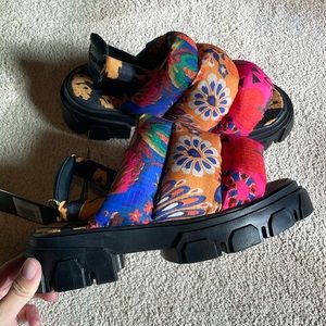Farm Rio Puffy Multi Print Slip On Chunky Sandals